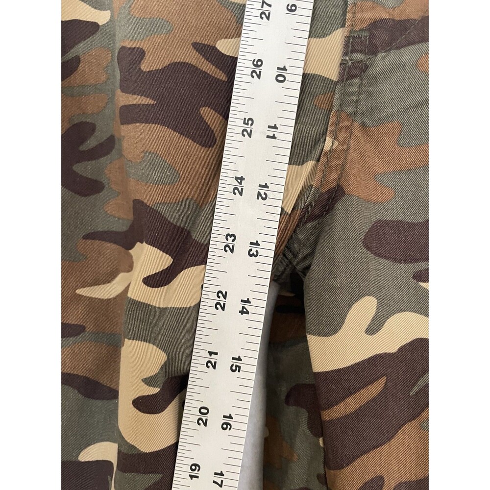 Levi's Women's 94' Baggy Cargo Pants Camo 32x30 (actual 36x30) Green Earth - Picture 6 of 8